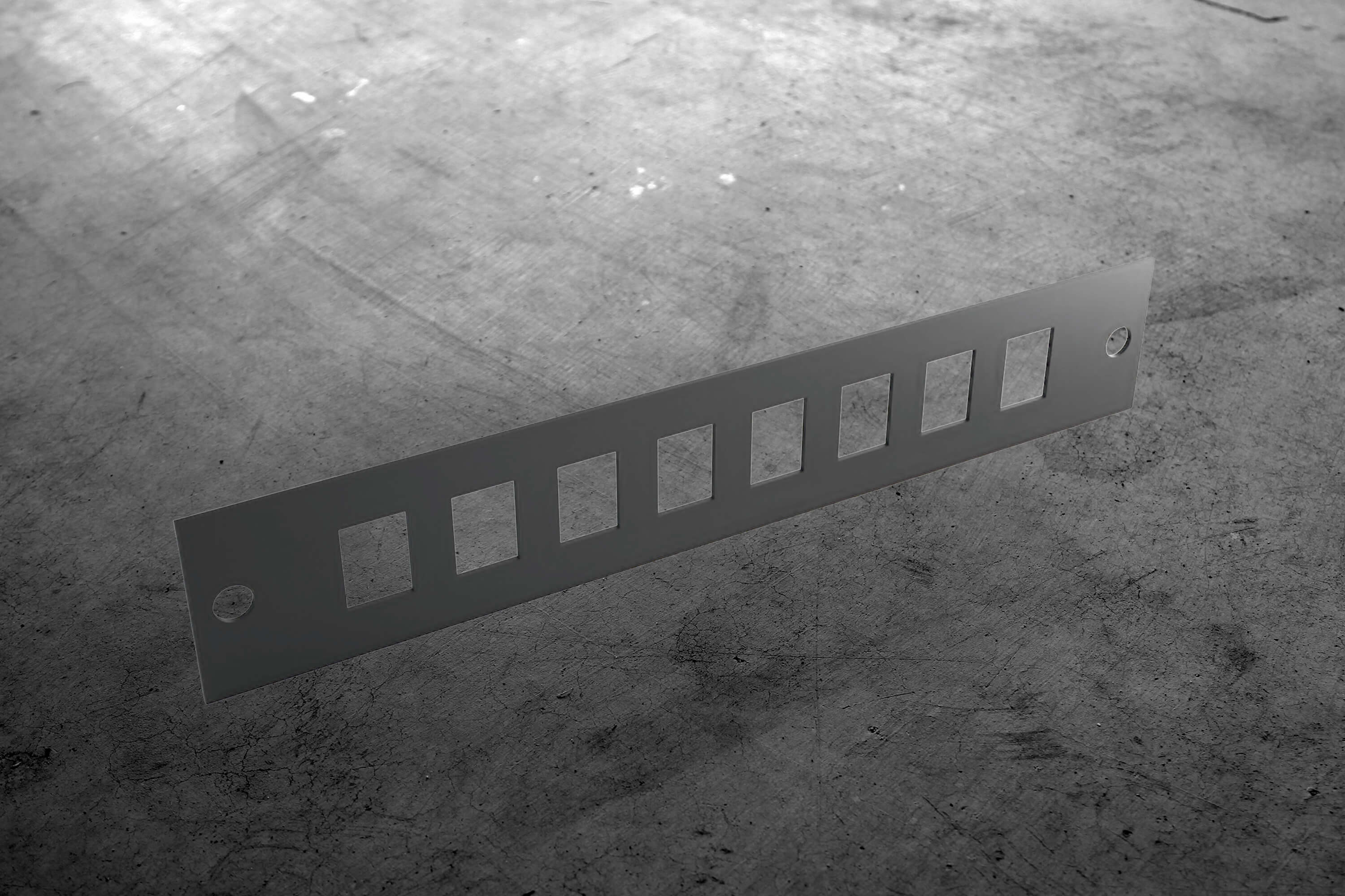 enoc-system-kprj-connector-panel-10-w10-kabelmanagement image 1