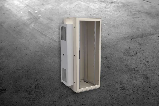 enoc-system-fs1-ip54-it-klimager-t-f-r-standschrank image 1