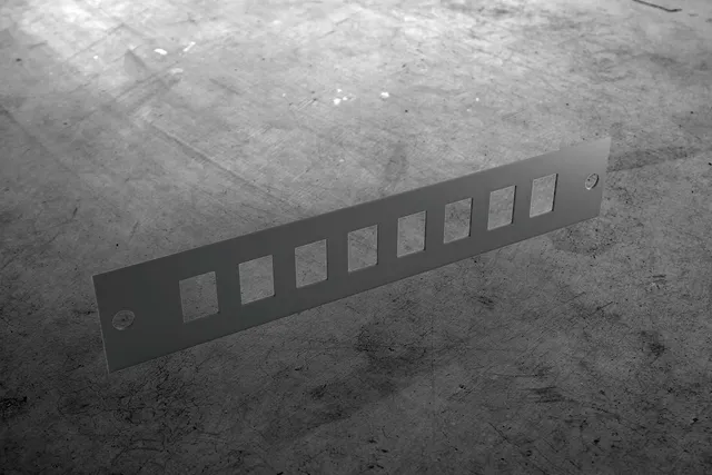 enoc-system-kprj-connector-panel-10-w10-kabelmanagement image 1