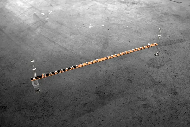 enoc-system-eb-19-erdungsschiene-19-10-he-horizontal-vertikal image 1